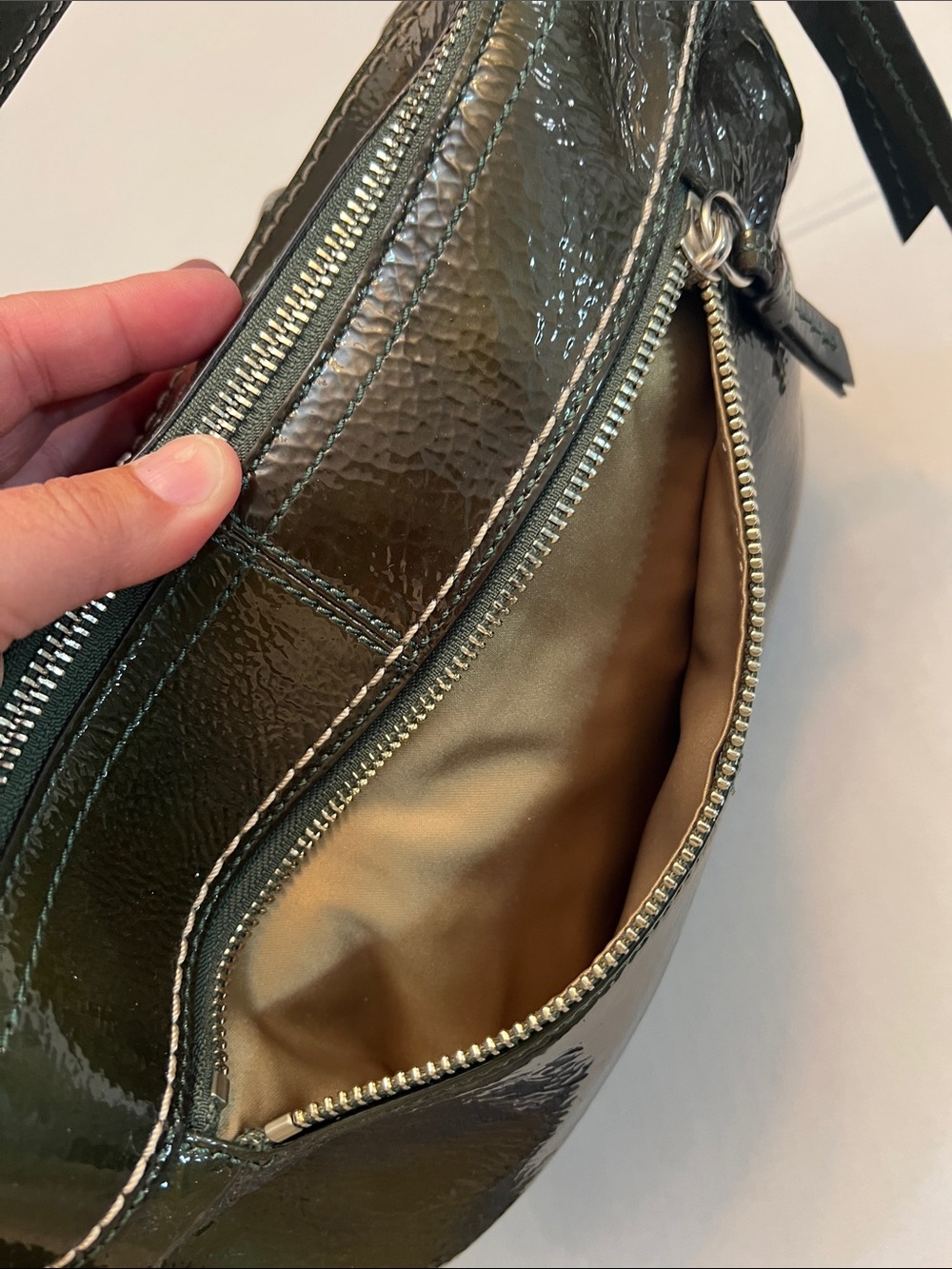 COACH CLASSIC GREEN PATENT LEATHER HOBO BAG PURSE NEW WITH TAGS - Picture 8 of 16